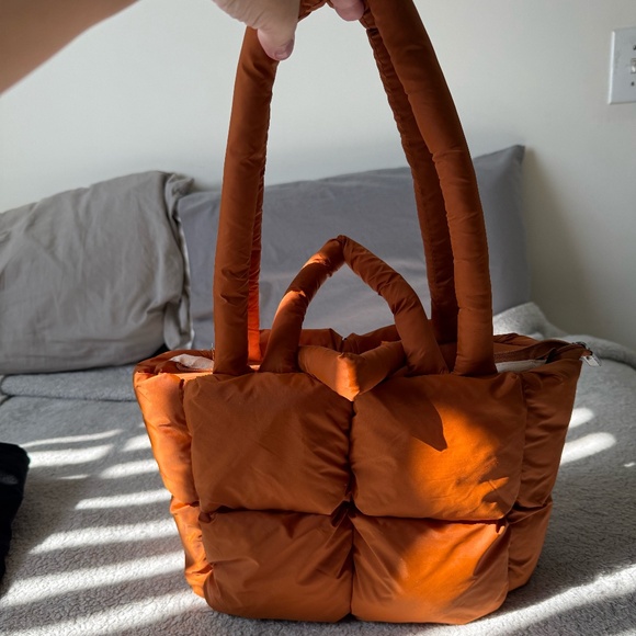 Puffer Bag Pumpkin Color - Picture 9 of 13